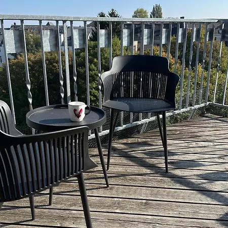 Grosszuegiges Rooftop Mit Weitblick Business Und Privat Appartement